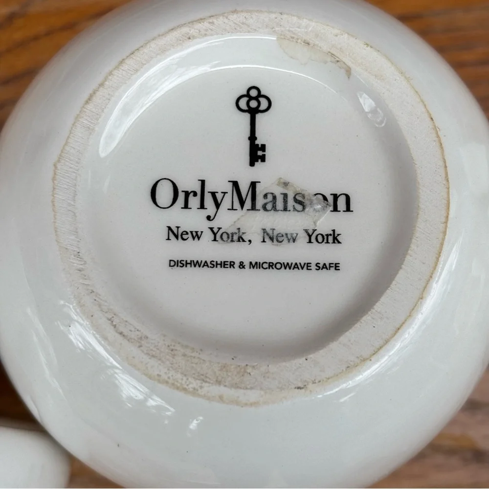 Orly Maison Unicorn Playful Mugs Cup Ceramic Porcelain White Gold Horn Set of 2